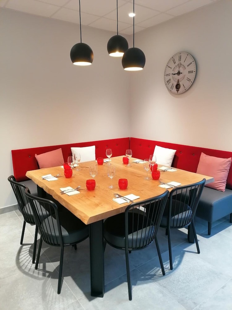 Logis Hotel Angers Sud Rest Henriett 22/30