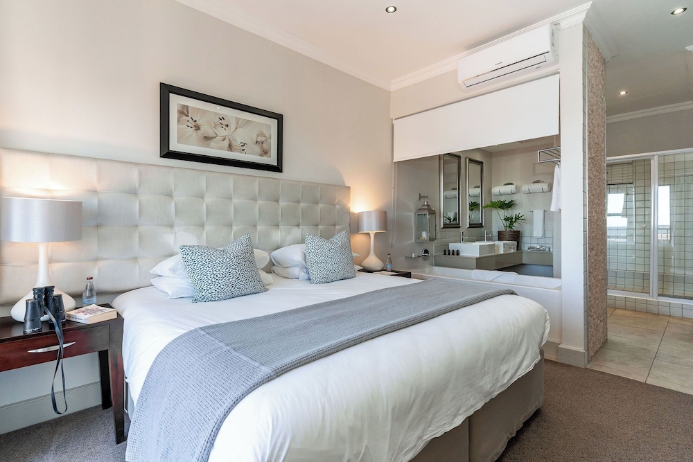 Sky Residence Harbour Square