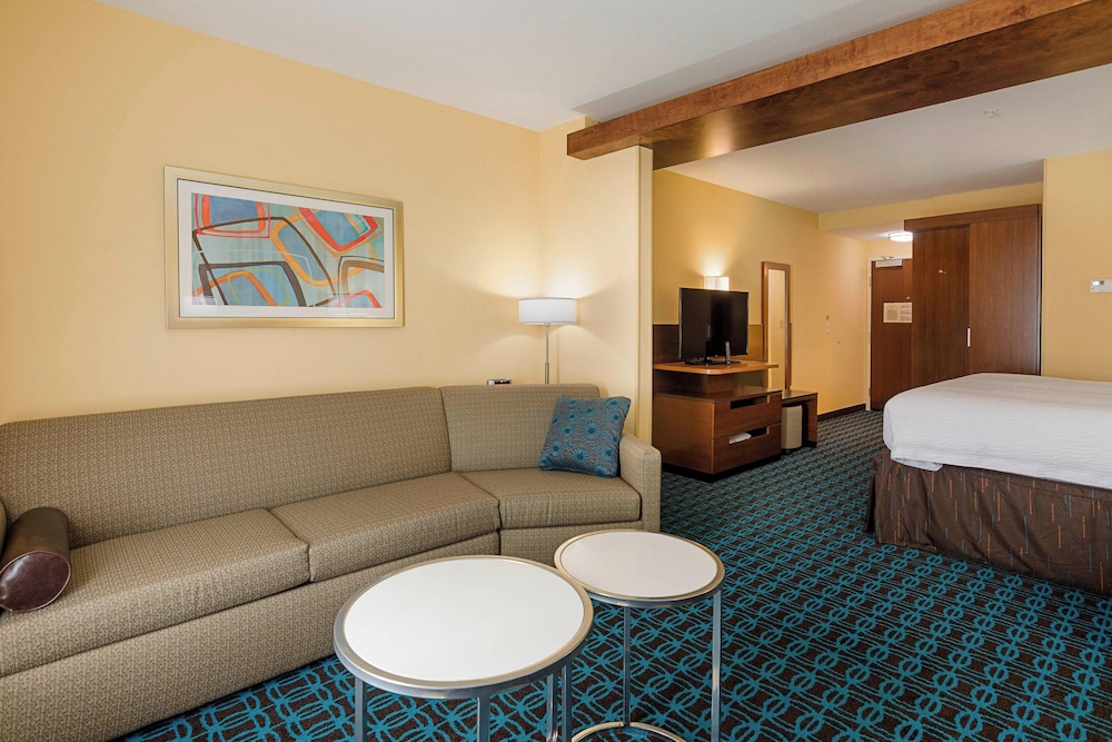 Fairfield Inn And Suites Abingdon 16/29