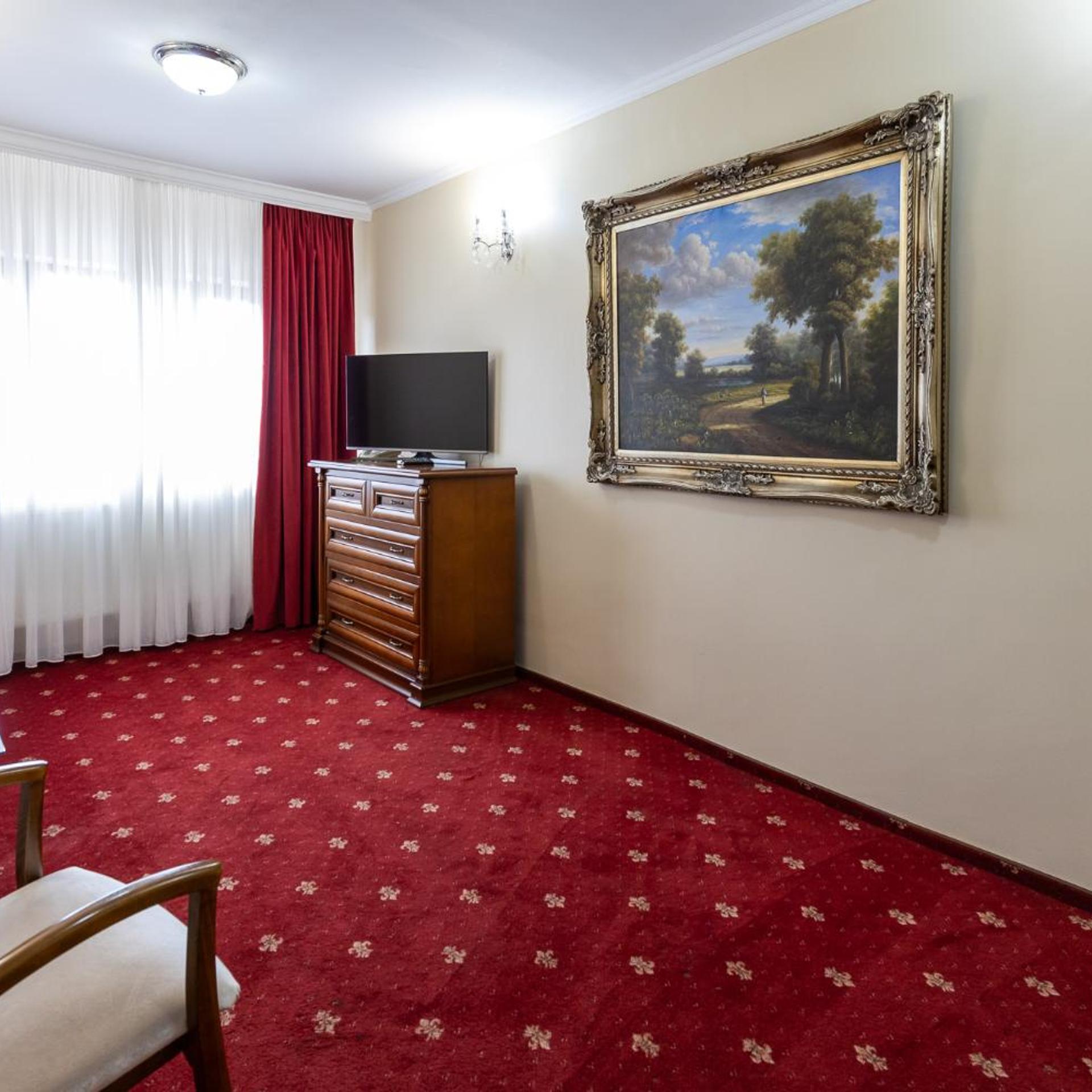 CAPITOL IASI 40/50