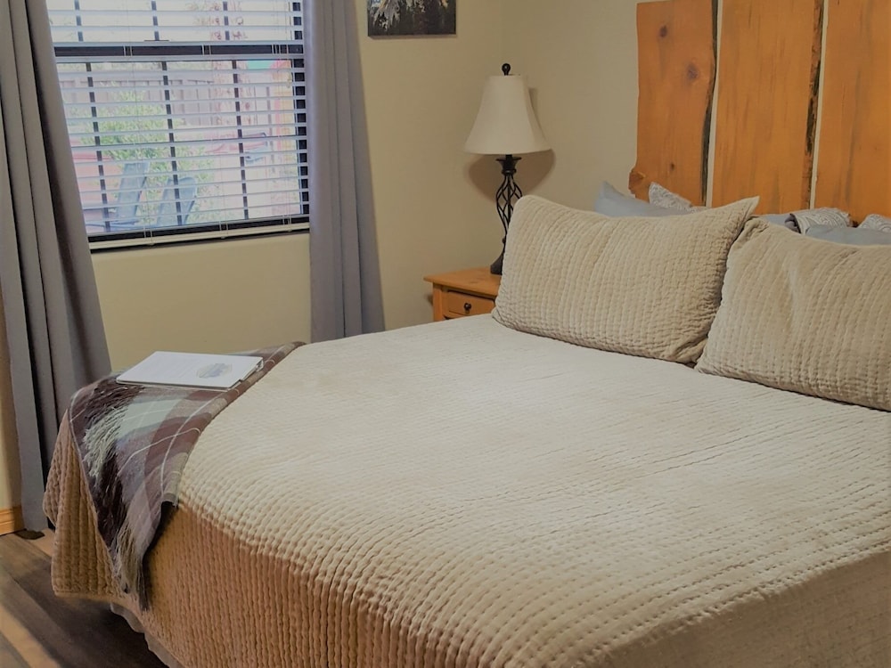 Natures Inn Bed and Breakfast Yosemite 13/50
