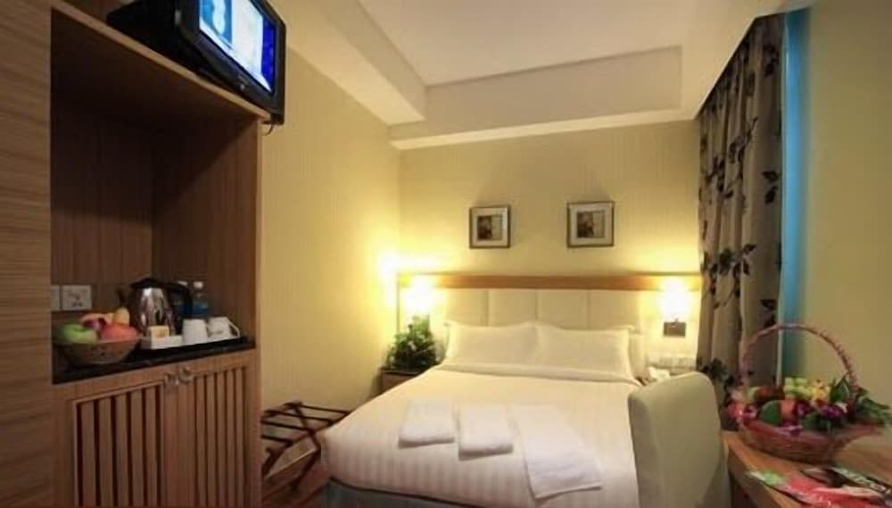 Crown Garden Hotel 14/33