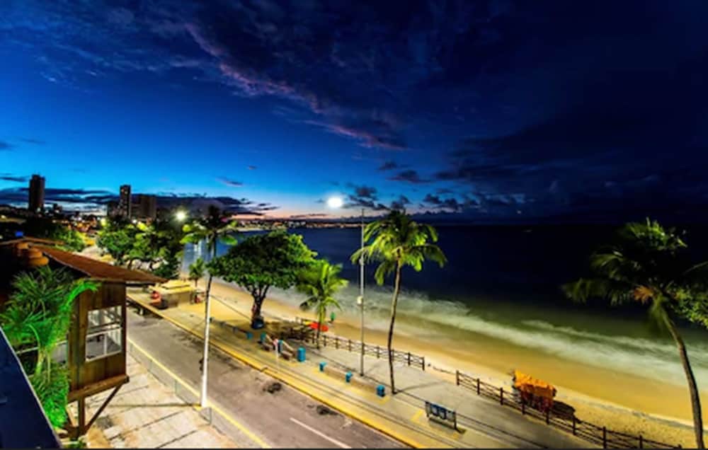 D Beach Resort 45/50