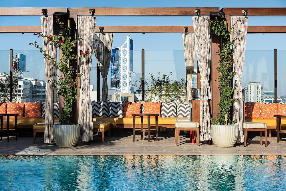 Dream Hollywood Hotel 40/76