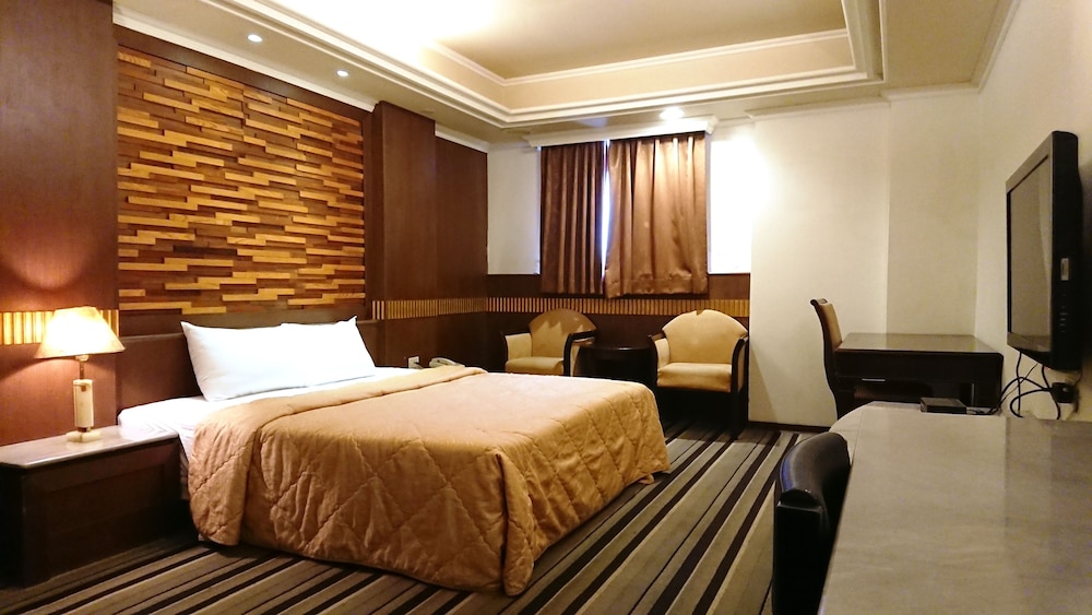 Ying Zhen Hotel 17/44