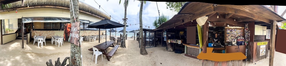 Castaway Resort 72/80