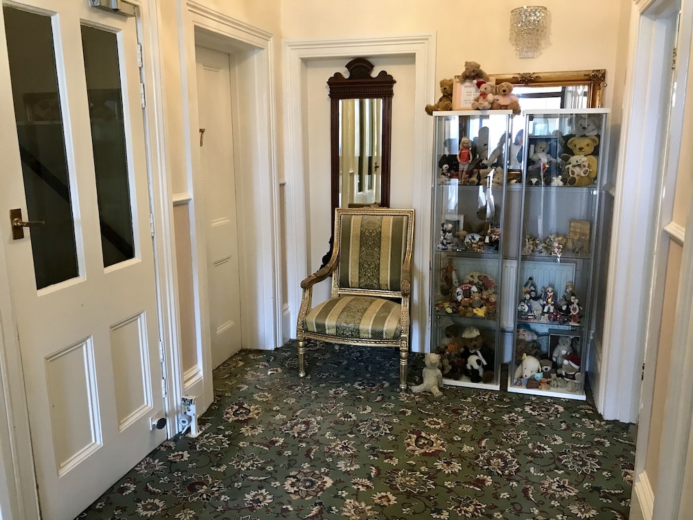 Canterbury Lodge 4/29
