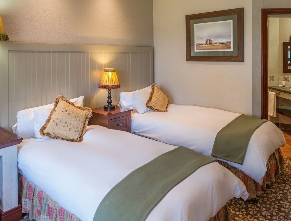 Frontier Inn 9/37