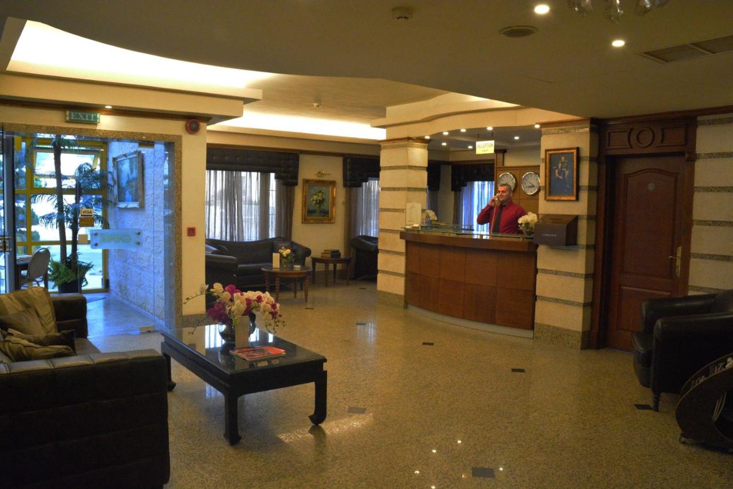Capri Hotel Suites photo1