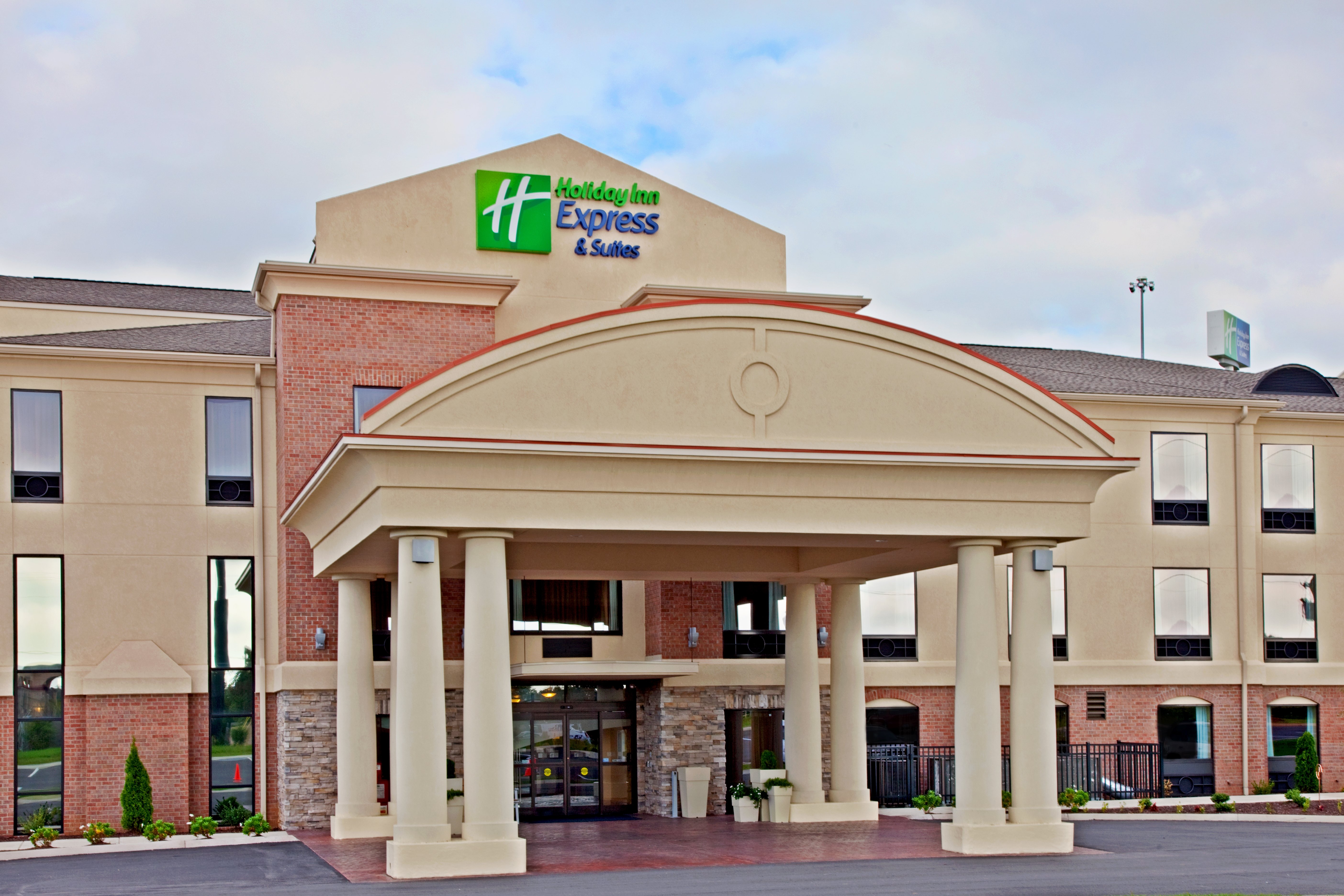 Holiday Inn Express Hotel Suites Franklin 4/61