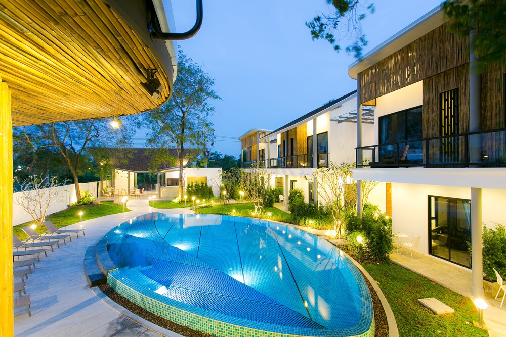 Z&Z Resort 37/50