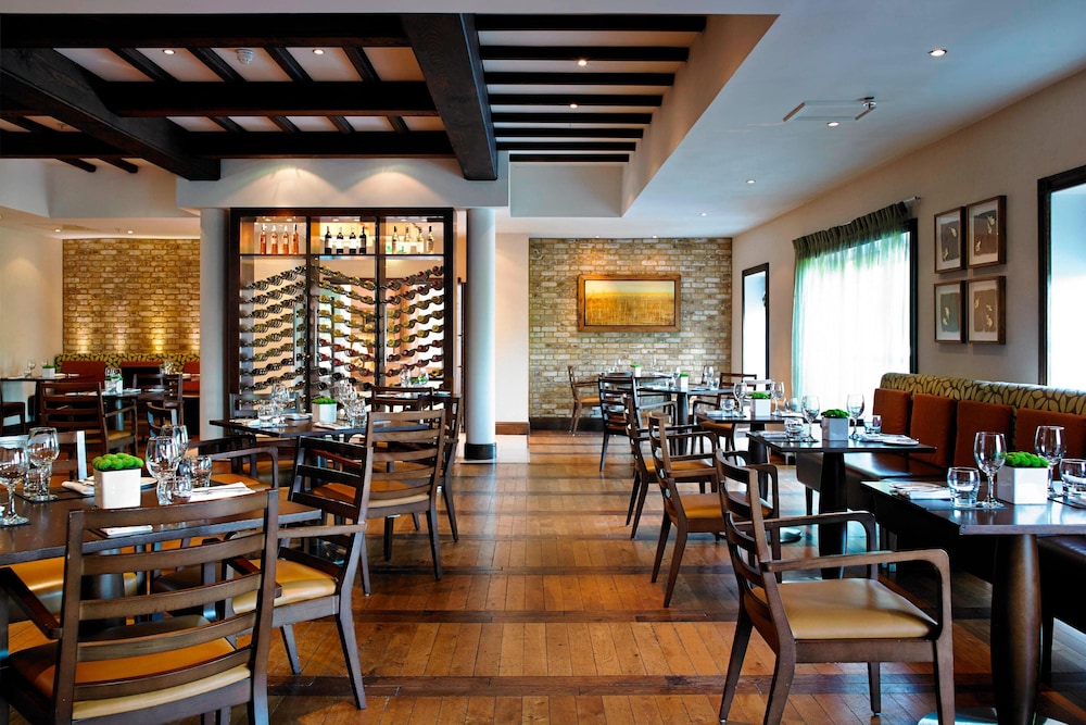 Delta Hotels by Marriott Tudor Park Country Club 35/47