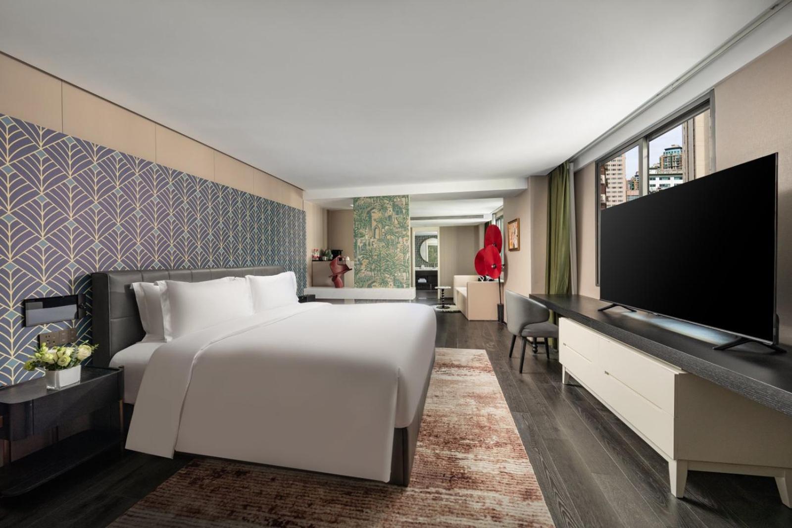 Room, Design View, Balcony