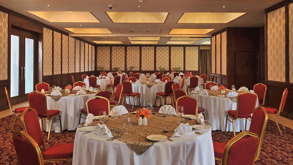 Rajasthali Resort And Spa 23/38