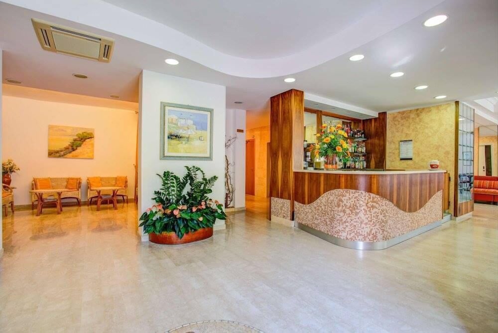 Hotel Majorca 2/19