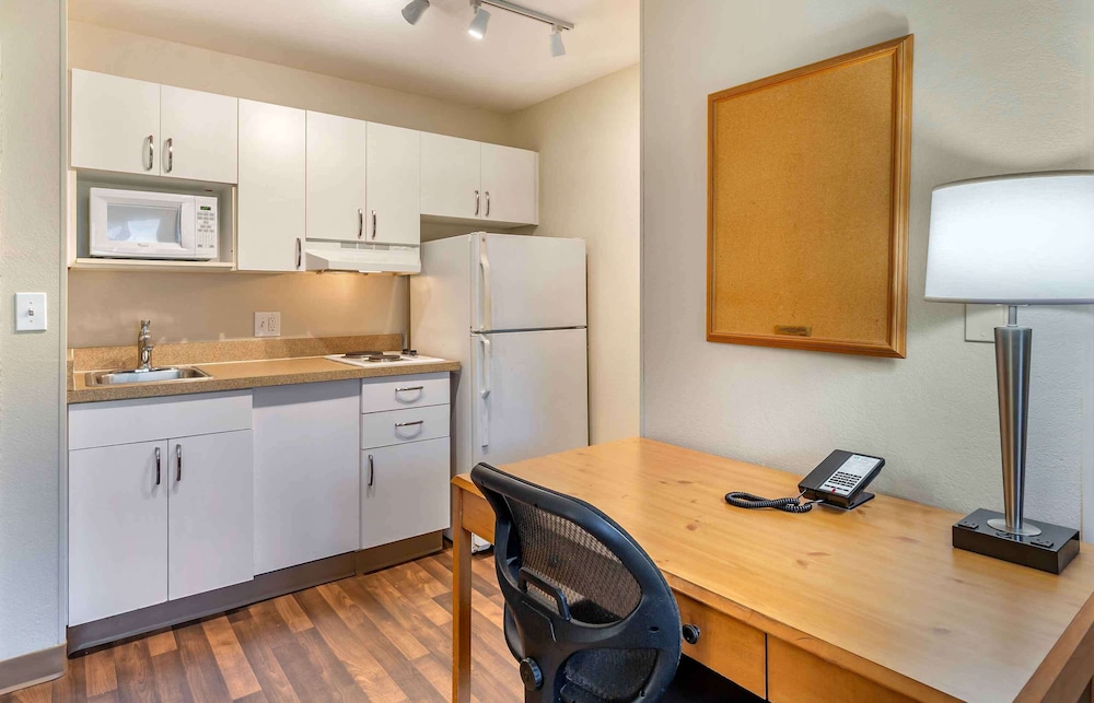 Extended Stay America - Boston - Westborough - Computer Dr. 34/38