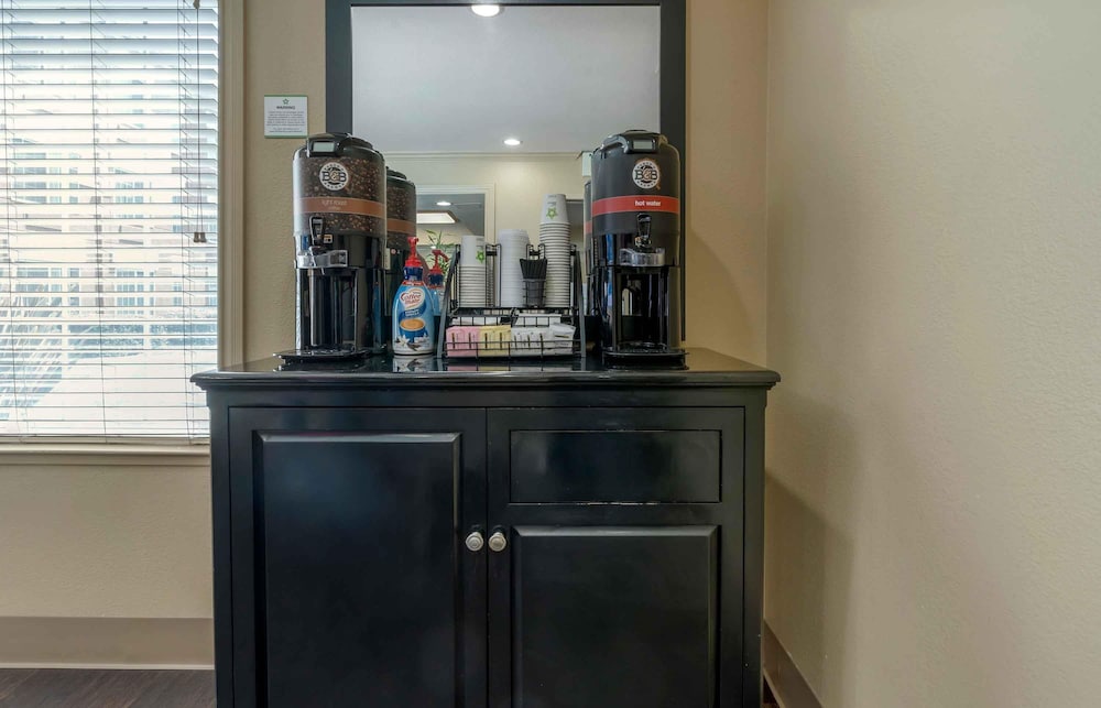 Extended Stay America Fremont - Fremont Boulevard South 11/60
