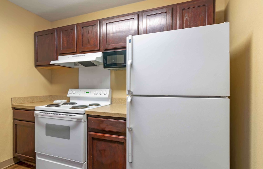 Extended Stay America- Kansas City - Overland Park - Metcalf 43/53