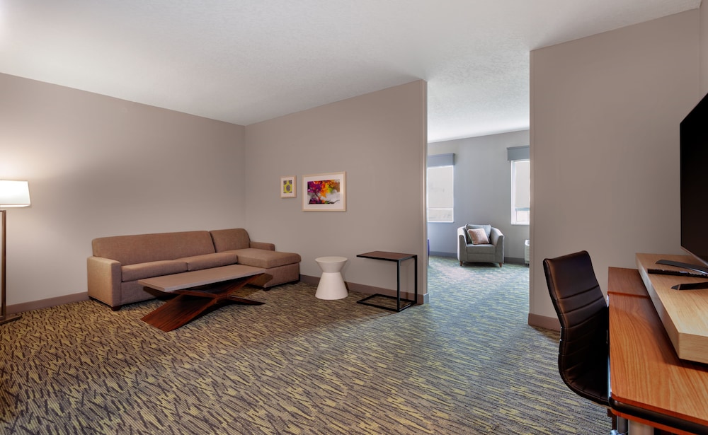Holiday Inn Tallahassee E Capitol - Univ 34/48