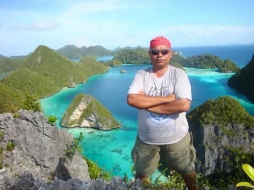 Luxio Hotel Sorong 24/26