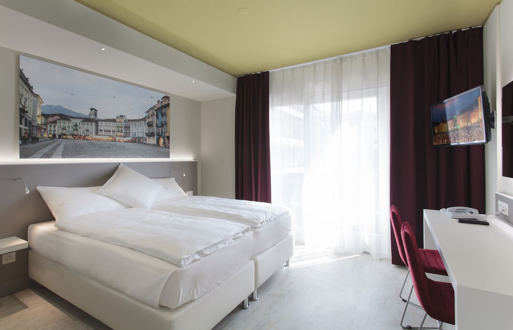 Hotel City Locarno 9/37