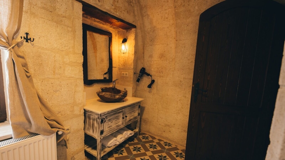 CAPPADOCIA OLD HOUSES 49/49