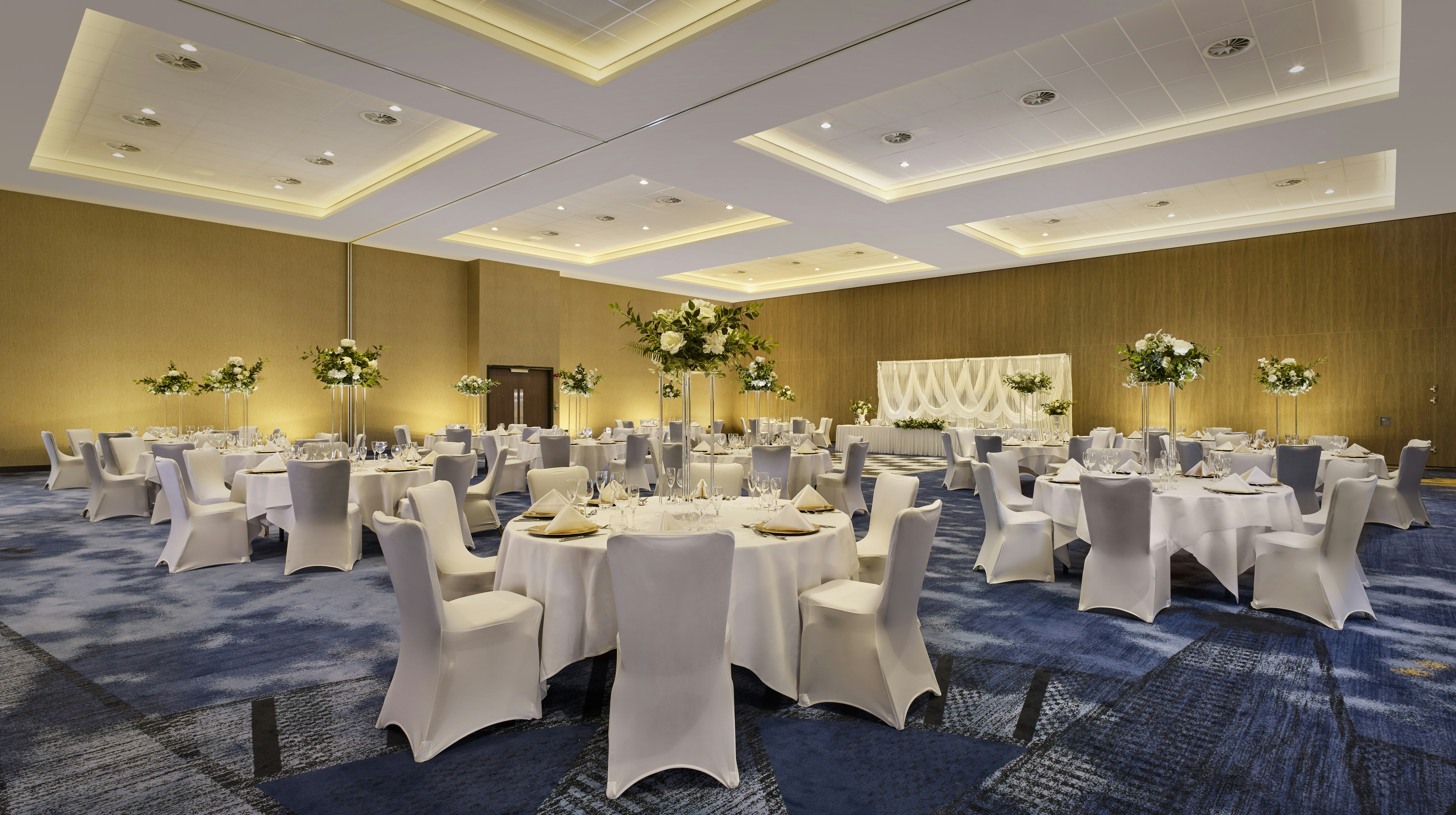 Doubletree By Hilton Hull 61/68