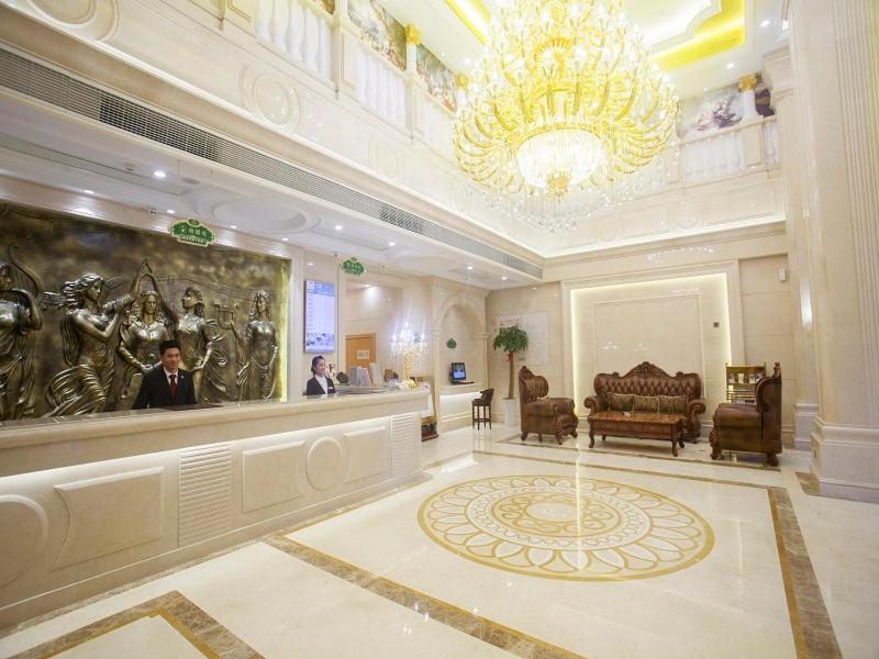 Vienna Hotel (Jiujiang Railway Station) 14/37