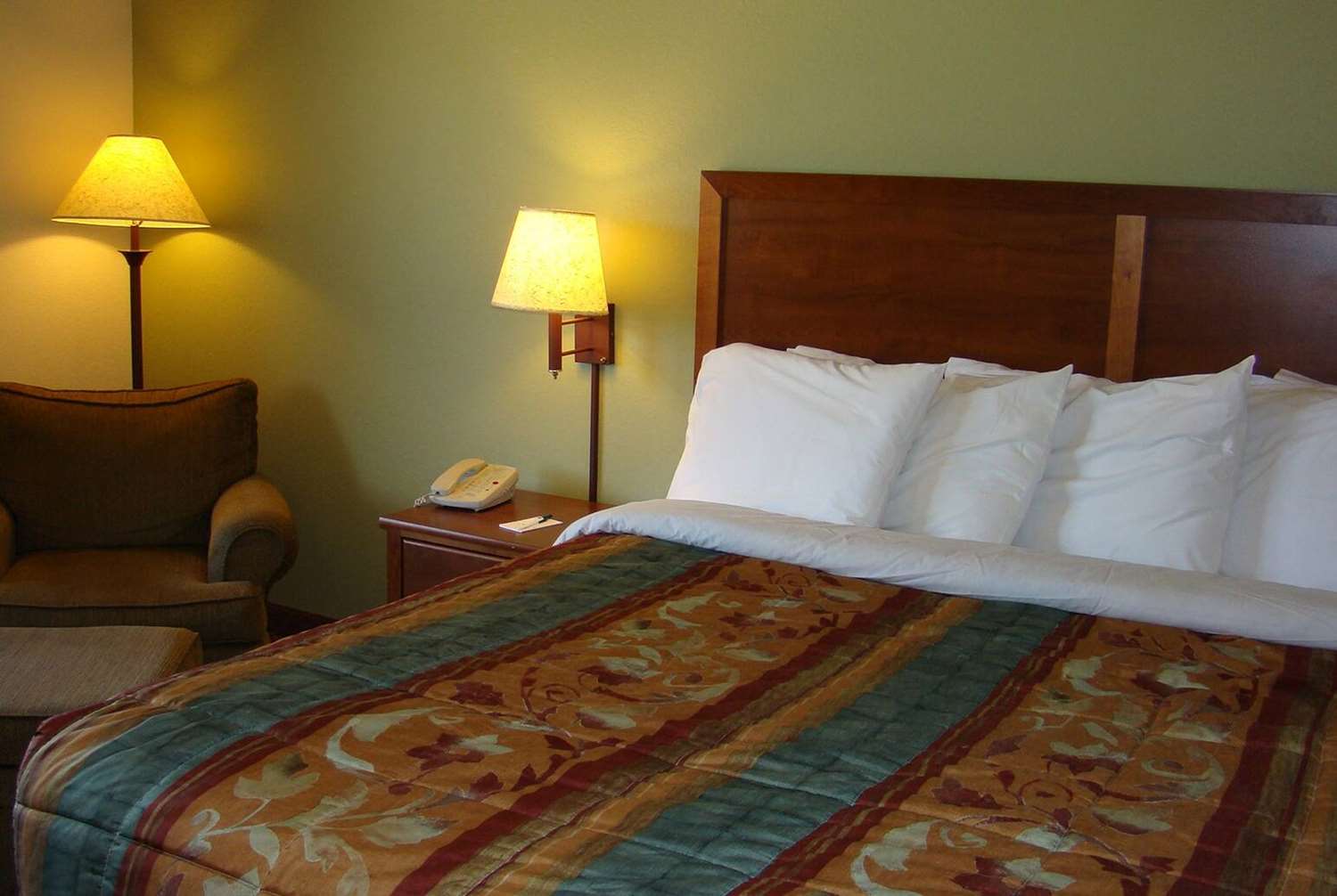 Americinn By Wyndham Kewanee 9/43