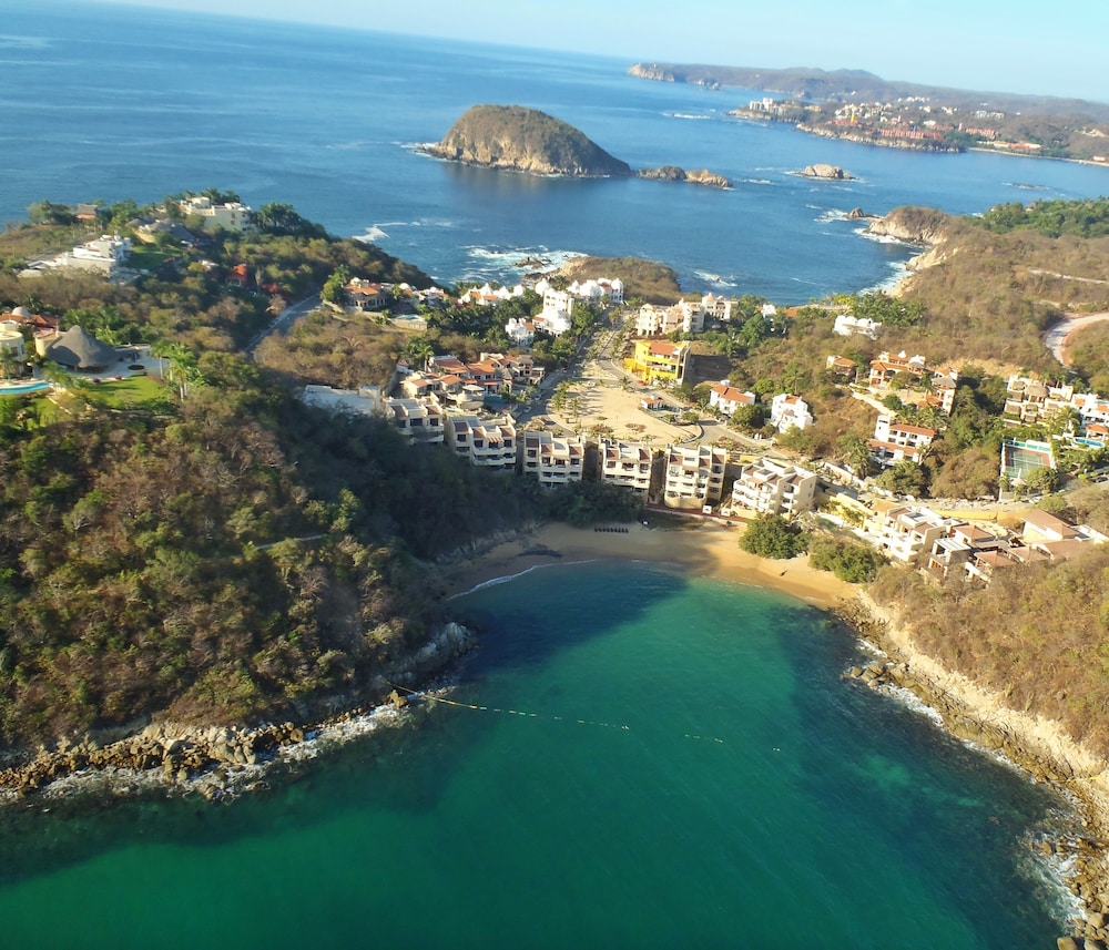 Celeste Beach Residences Huatulco Curamoria Collection 39/50