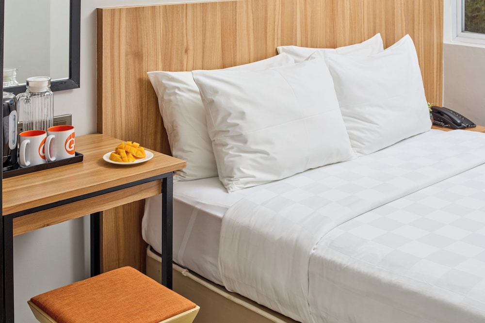 Go Hotels Bacolod 30/58