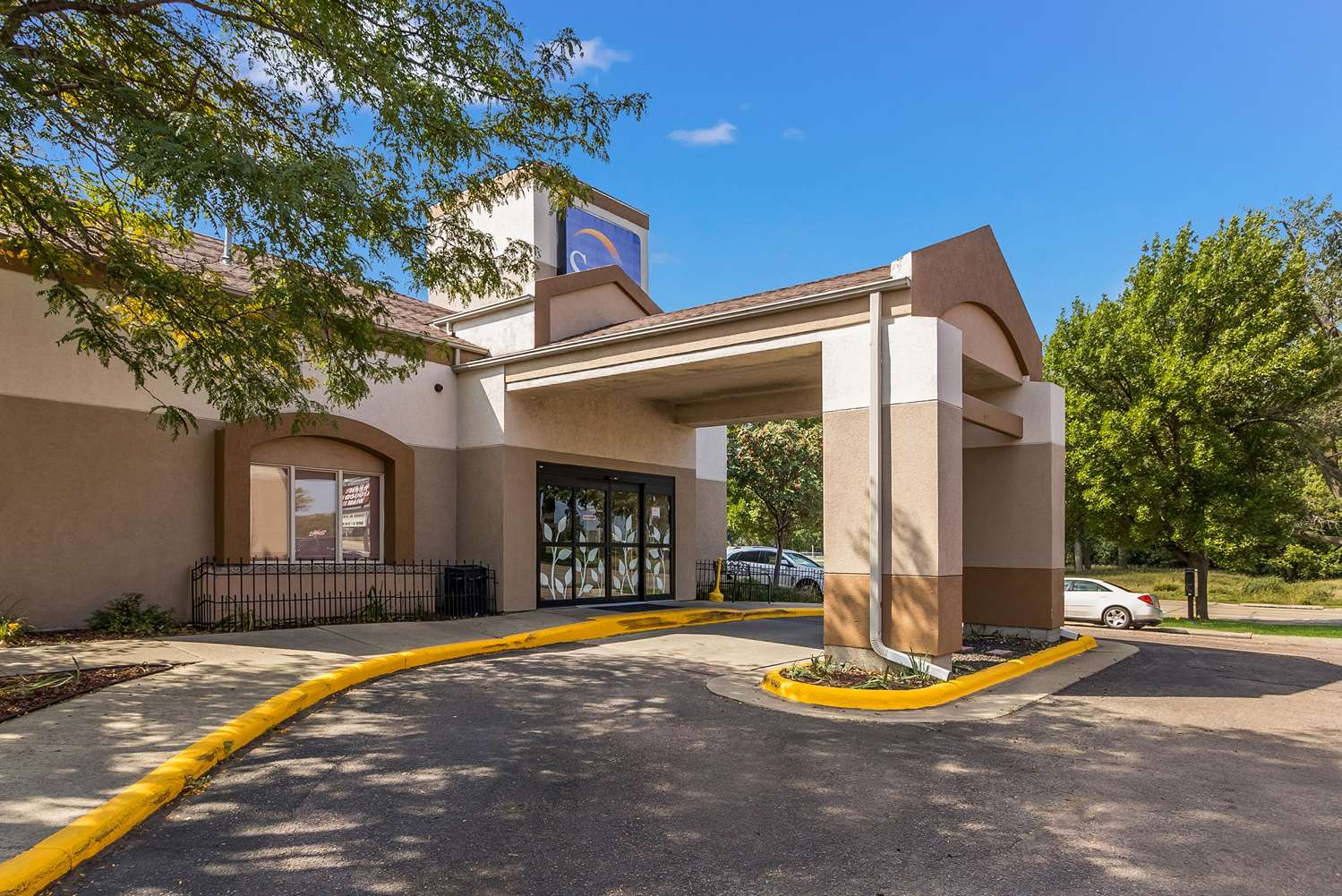 Sleep Inn Sioux Falls Airport, SD 16/22