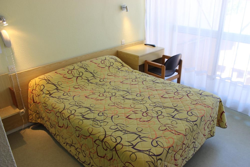 Hotel Bains Sarrailh 24/63