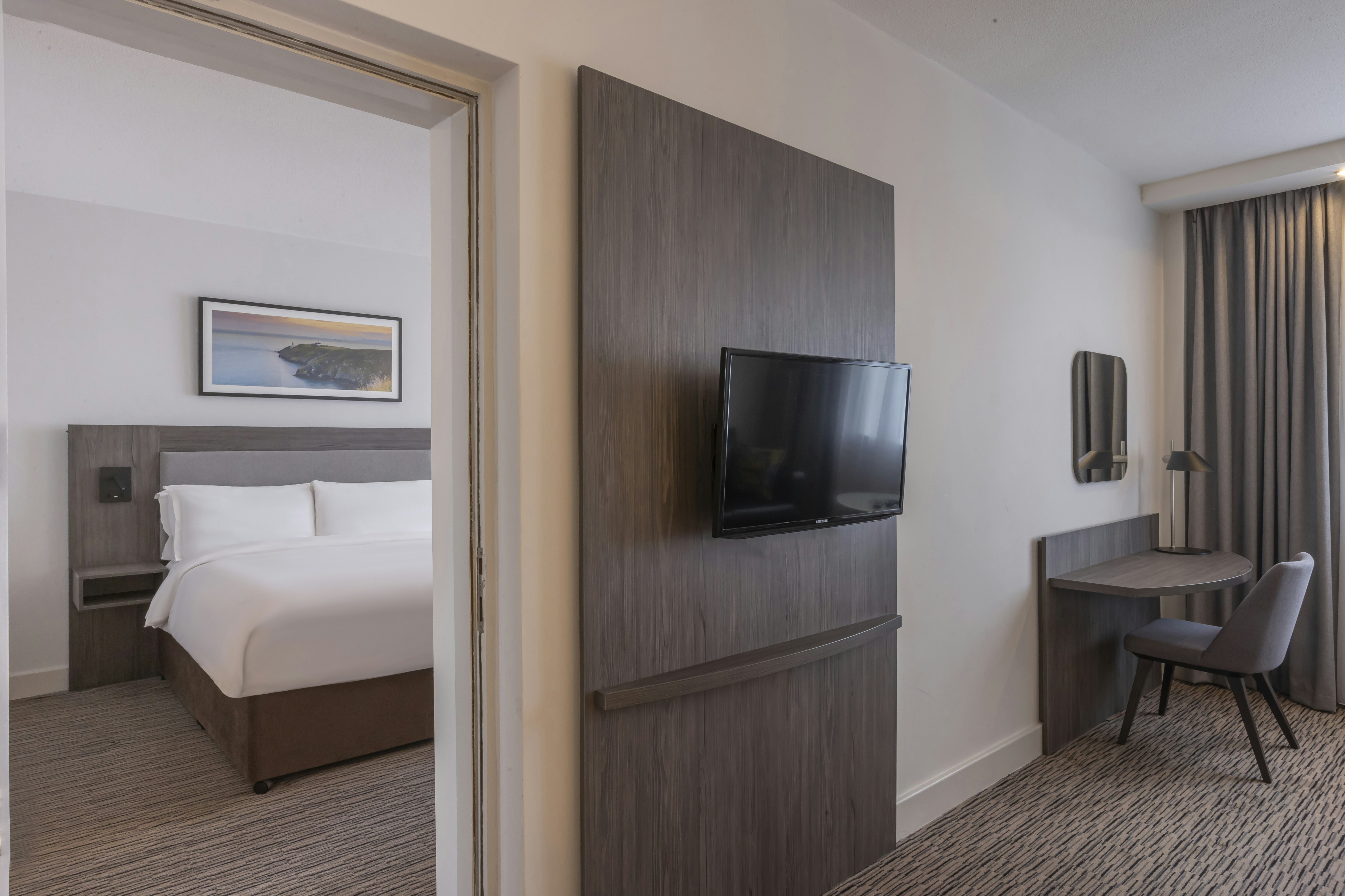 Clayton Hotel Dublin Airport Central 68/72