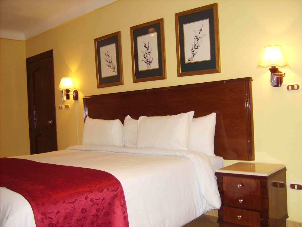 Alexandria Mediterranean Suites 9/30
