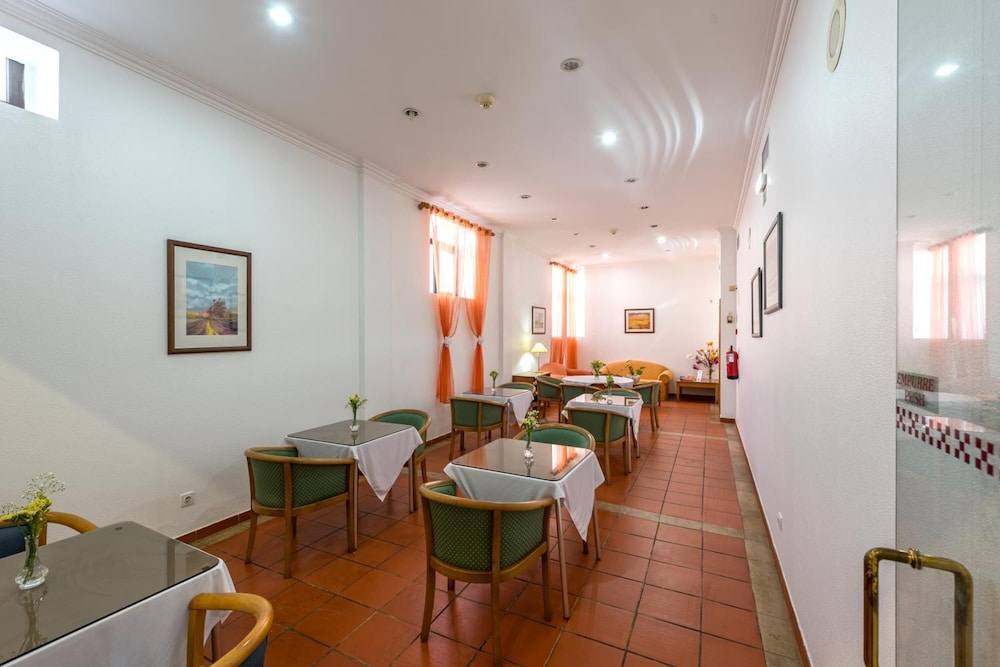 COLINA DO MAR HOTEL 25/32