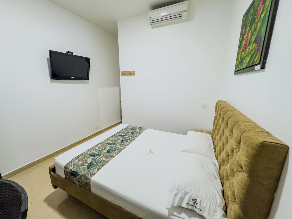 Hotel Central Plaza 17/35