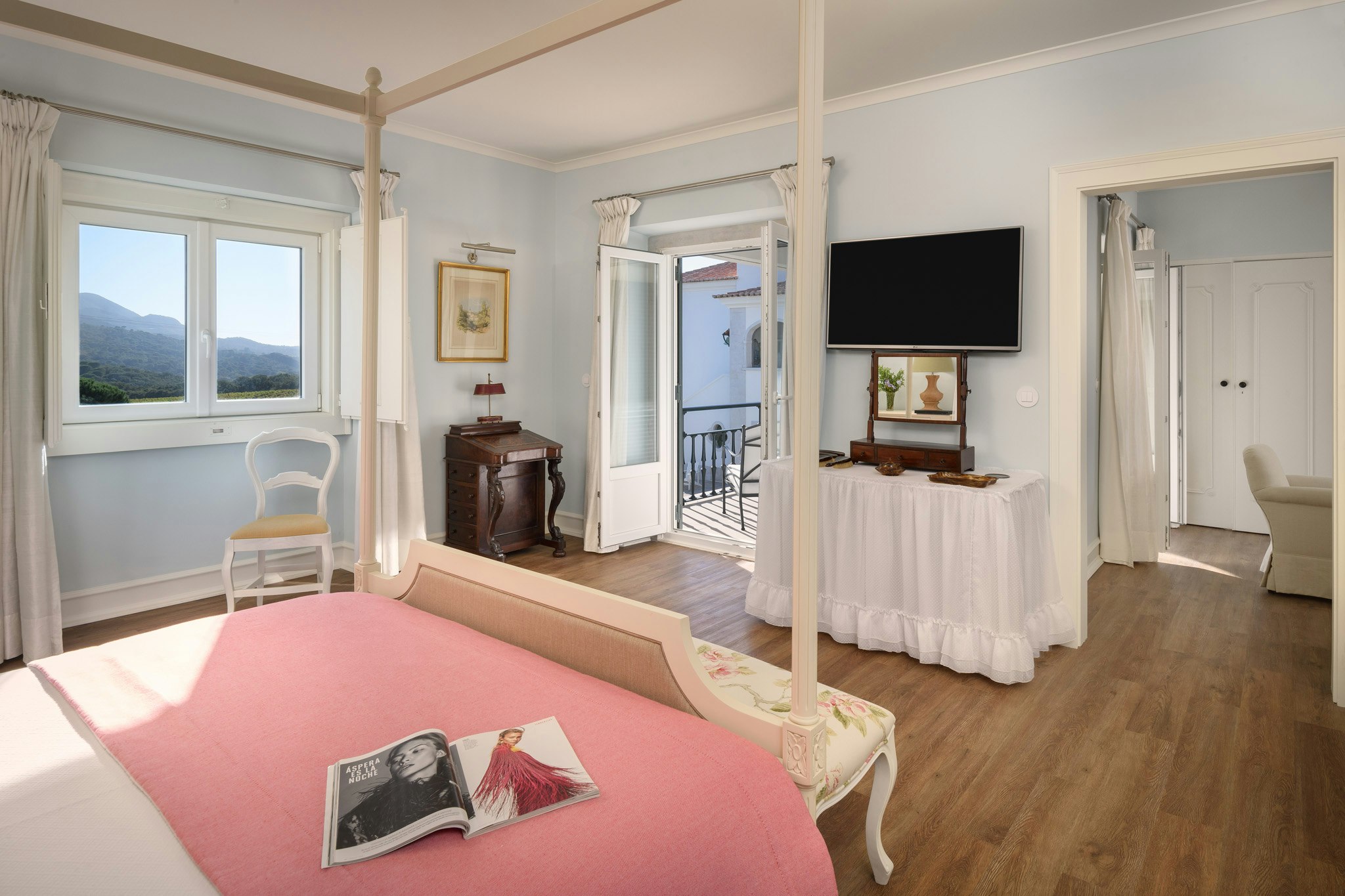 Master, Suite