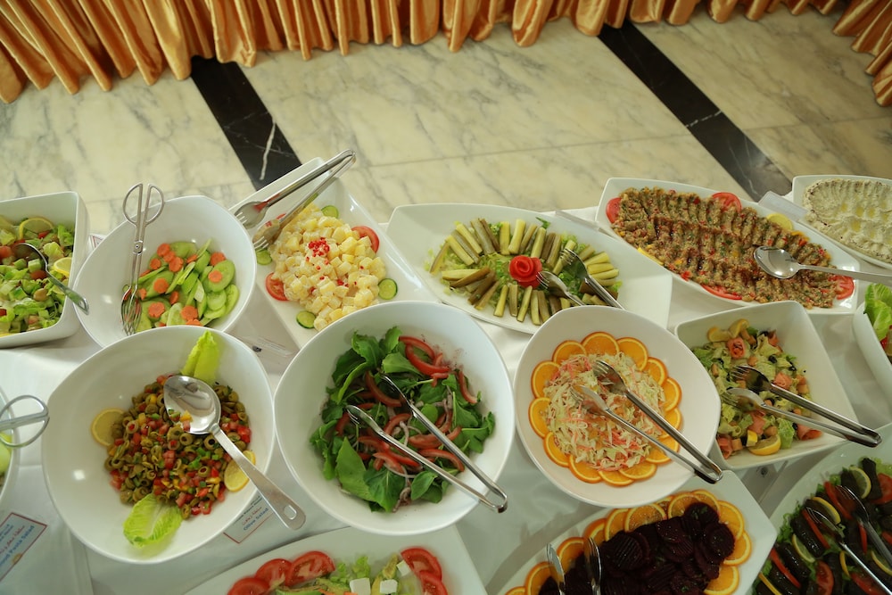 restaurant cafeteria