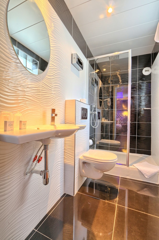 Ibis Styles Paris Batignolles 38/56