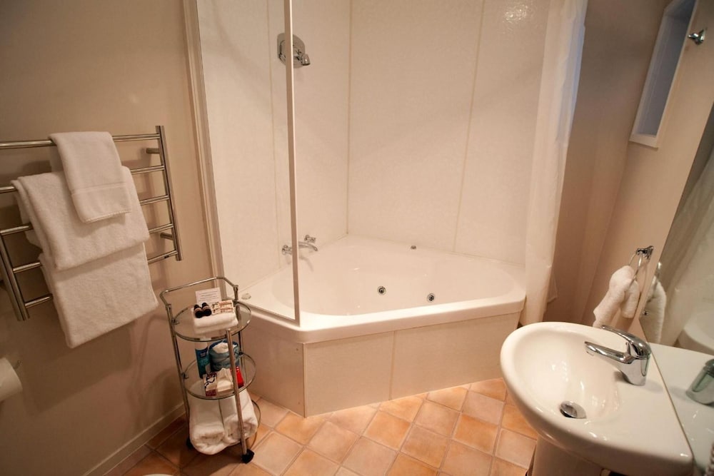 Manukau Motor Lodge 12/58