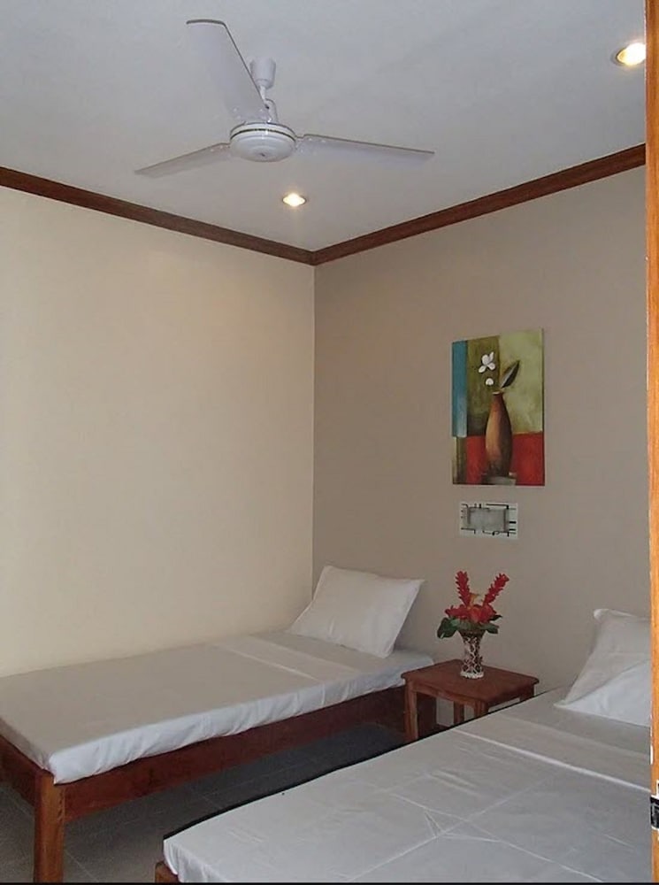 Malapascua Starlight Resort 13/27