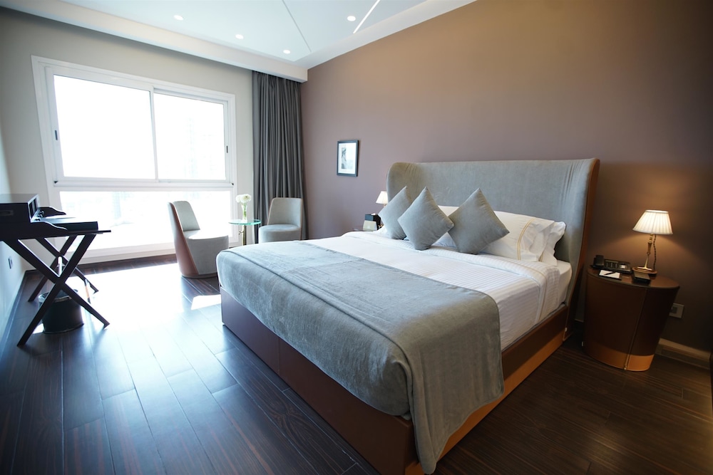 Royal Tulip Achrafieh 28/69