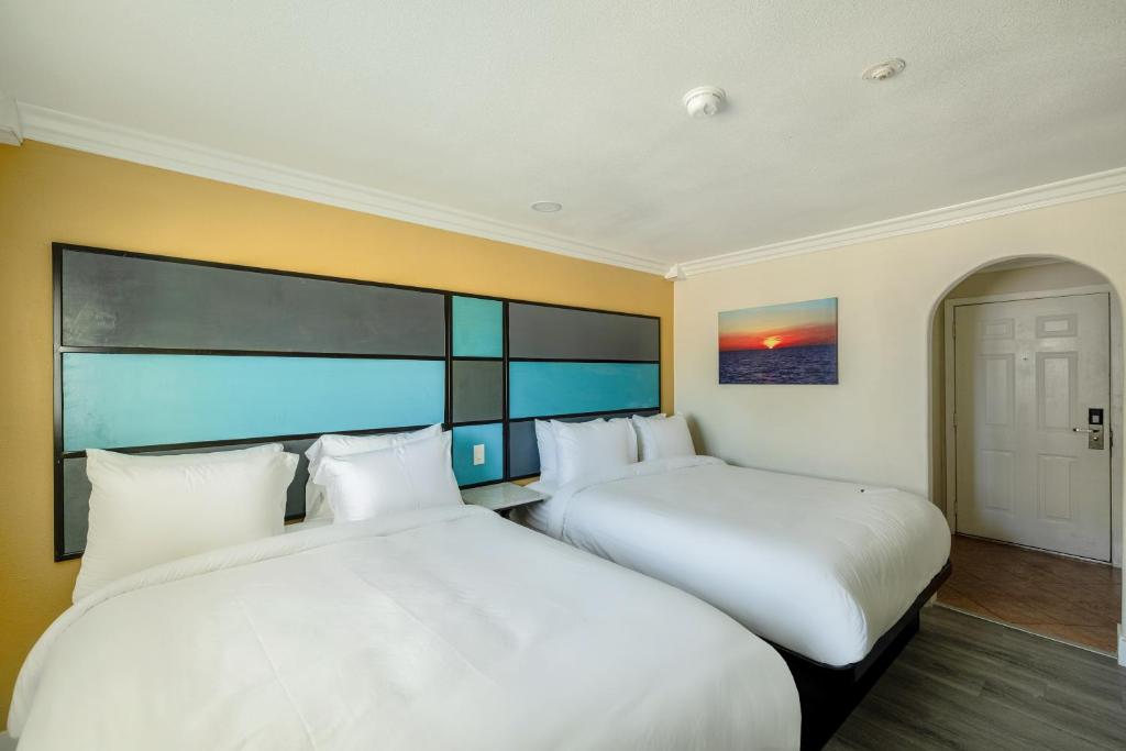 Hotel Avenida Victorville I-15 19/44