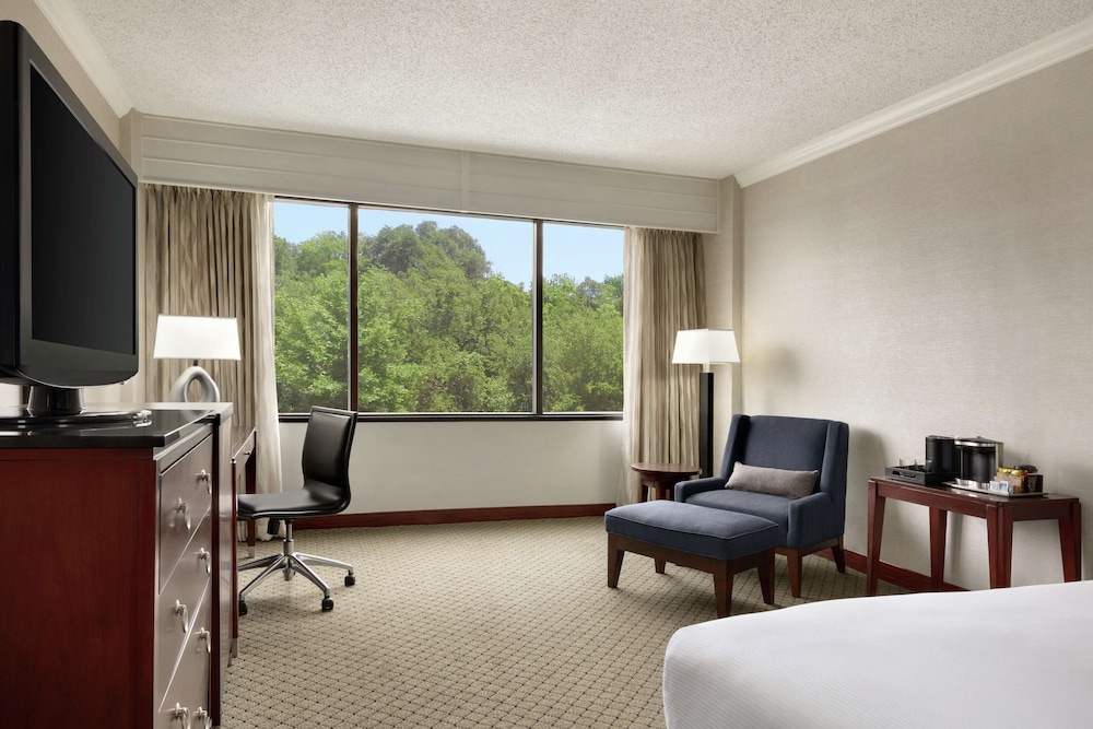 DoubleTree by Hilton South Charlotte Tyvola 29/54
