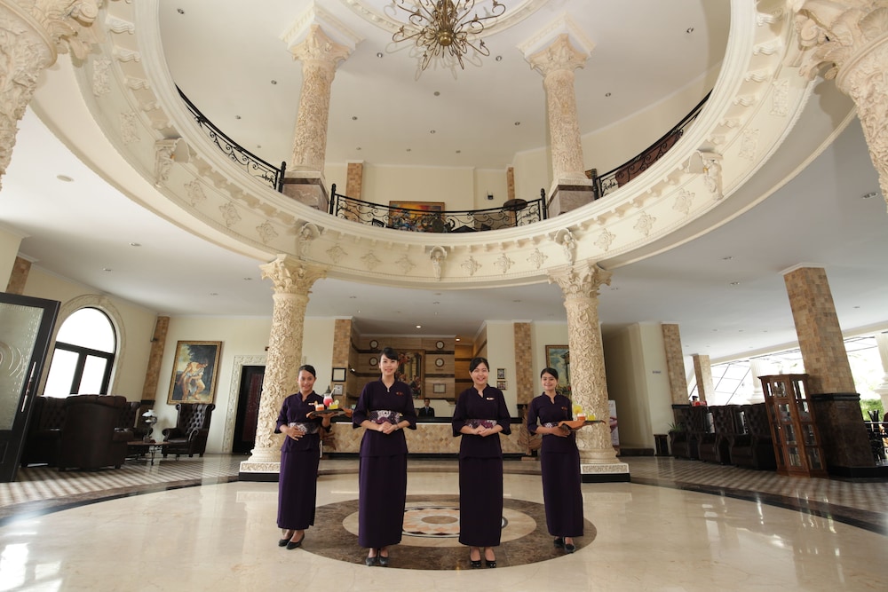The Grand Palace Yogyakarta 75/84