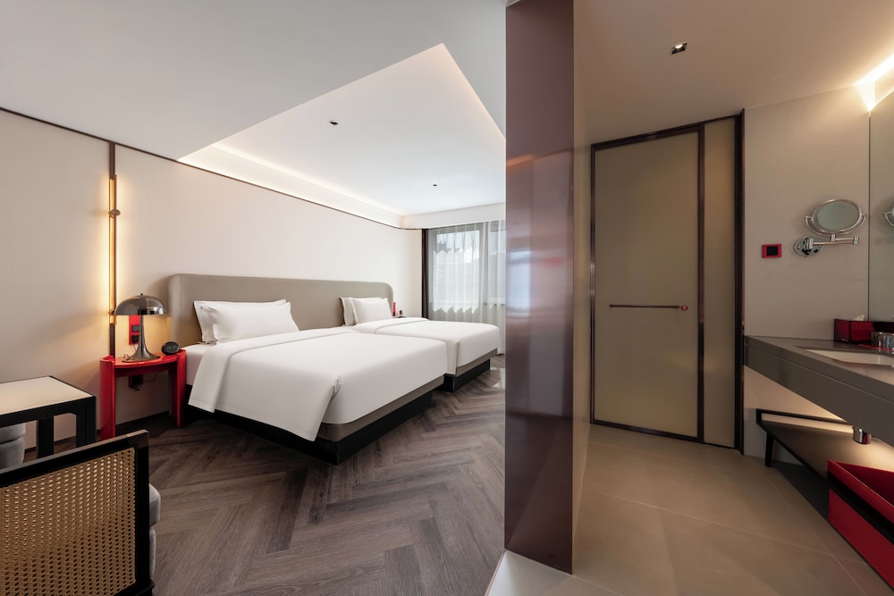NEOLAB Hotel Ji nan Daming Lake Baotu Spring Hotel 8/19