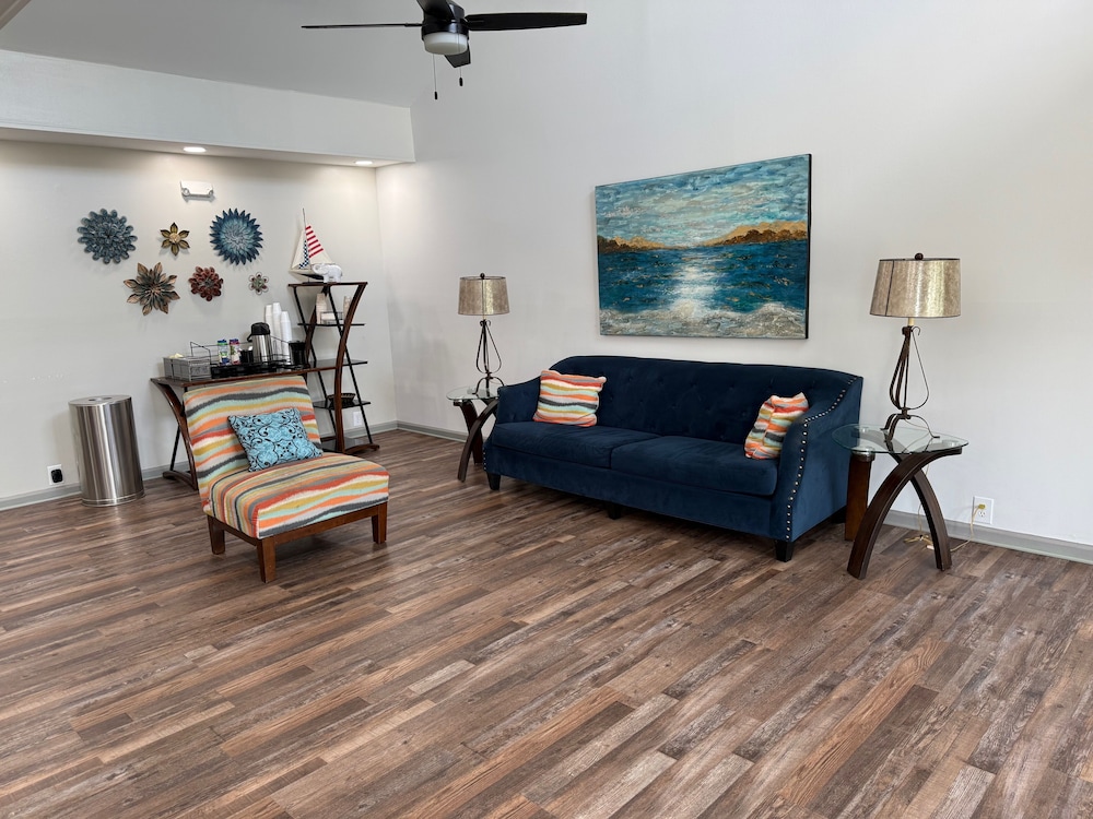 Baymont By Wyndham Roanoke Rapids 12/24