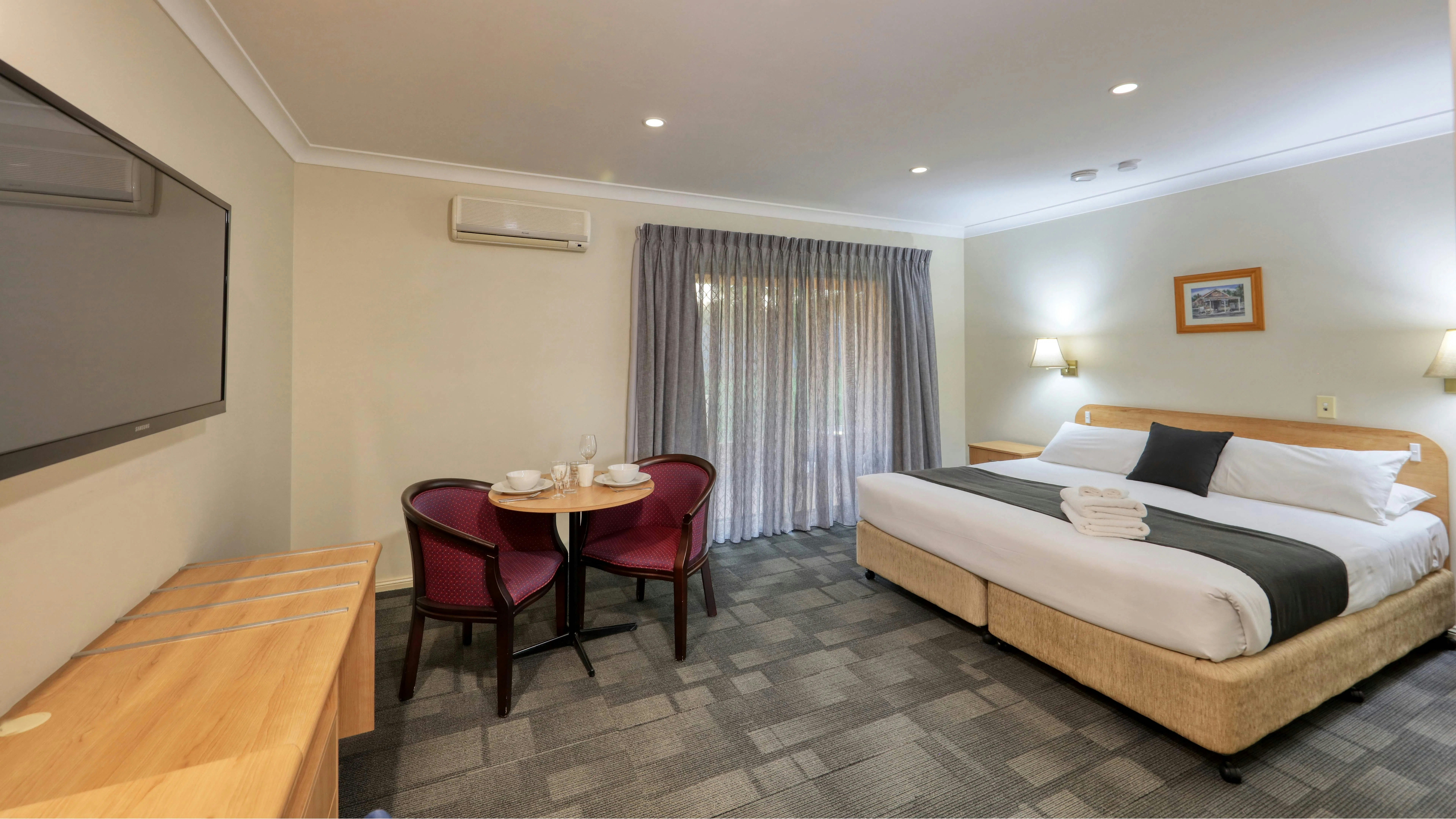 Spa, Executive, King Bed
