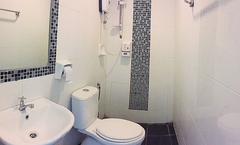 SUN INNS HOTEL PUCHONG 2(BANDAR PUCHONG UTAMA) 33/35